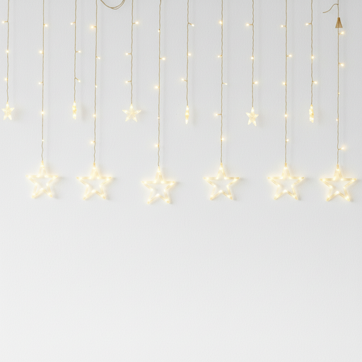 Catena luminosa a stelle con luci LED calde su sfondo bianco per decorazioni di Natale e camera da letto